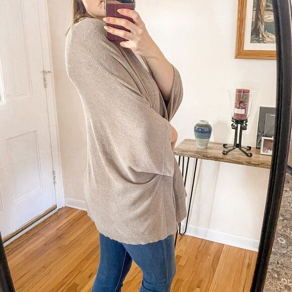 Barefoot Dreams CozyChic Shawl Poncho - Picture 3 of 7